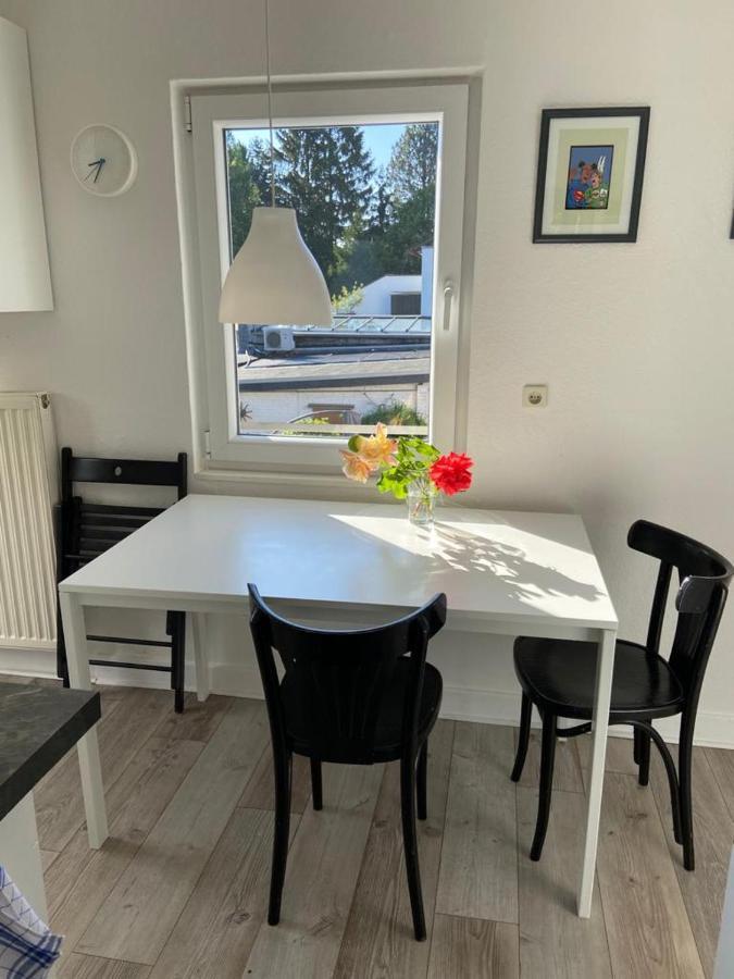Privates Appartment Ferienwohnung Im Einfamilienhaus Dusseldorf Ngoại thất bức ảnh