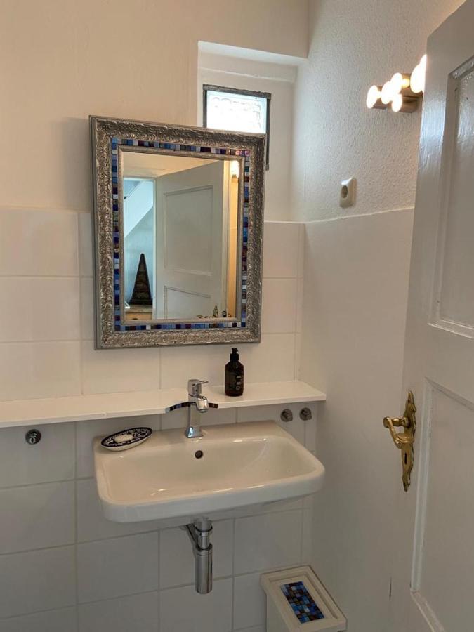 Privates Appartment Ferienwohnung Im Einfamilienhaus Dusseldorf Ngoại thất bức ảnh