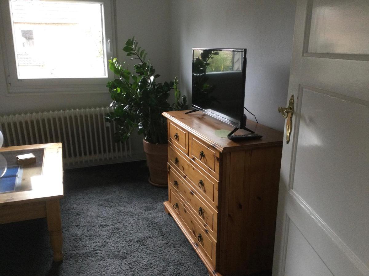 Privates Appartment Ferienwohnung Im Einfamilienhaus Dusseldorf Ngoại thất bức ảnh
