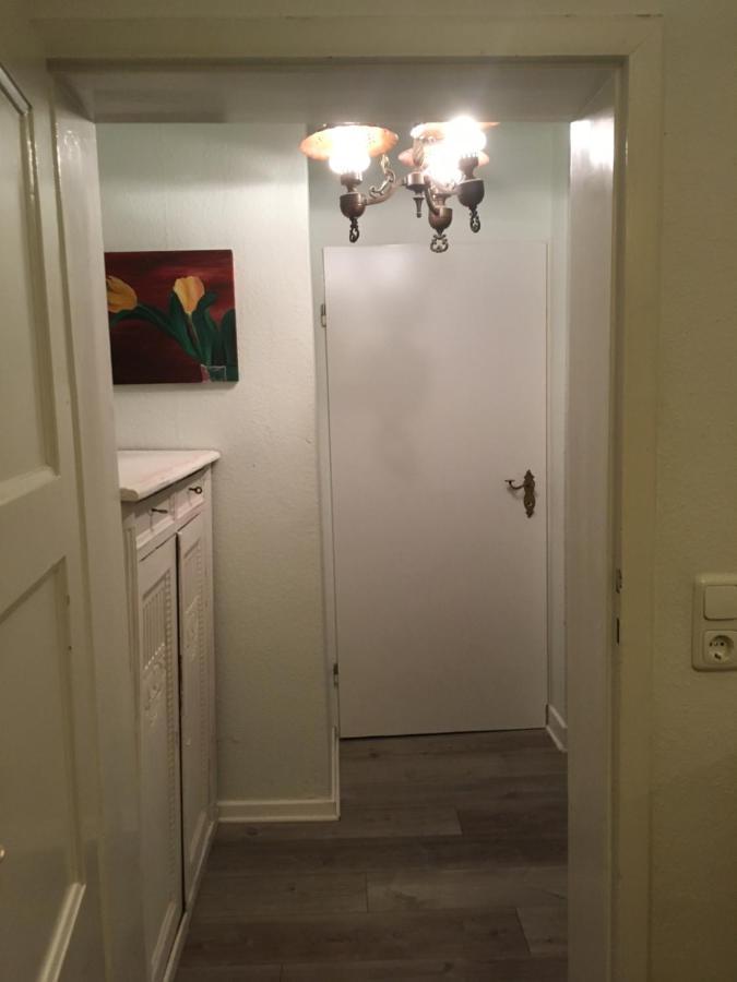 Privates Appartment Ferienwohnung Im Einfamilienhaus Dusseldorf Ngoại thất bức ảnh